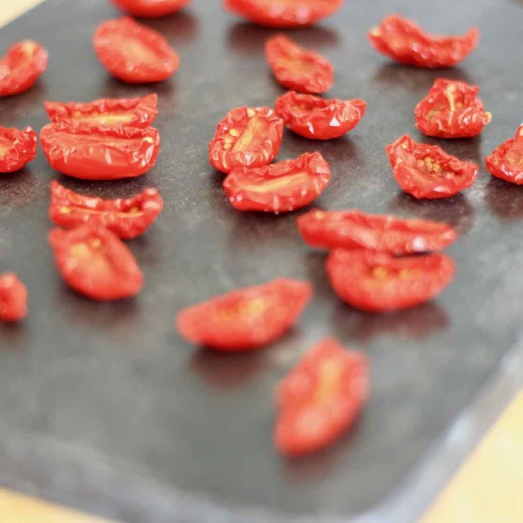 Semitørket cherrytomat