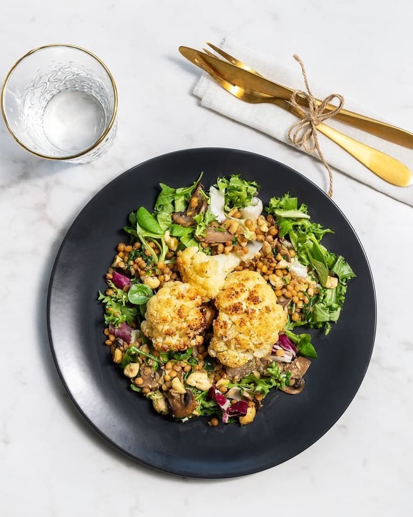 Bakt blomkål med stekt sopp og cashewnøtter