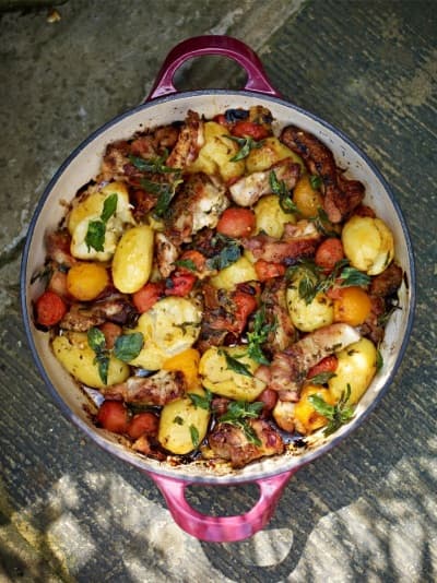 Kyllinglår med cherrytomater og nypoteter