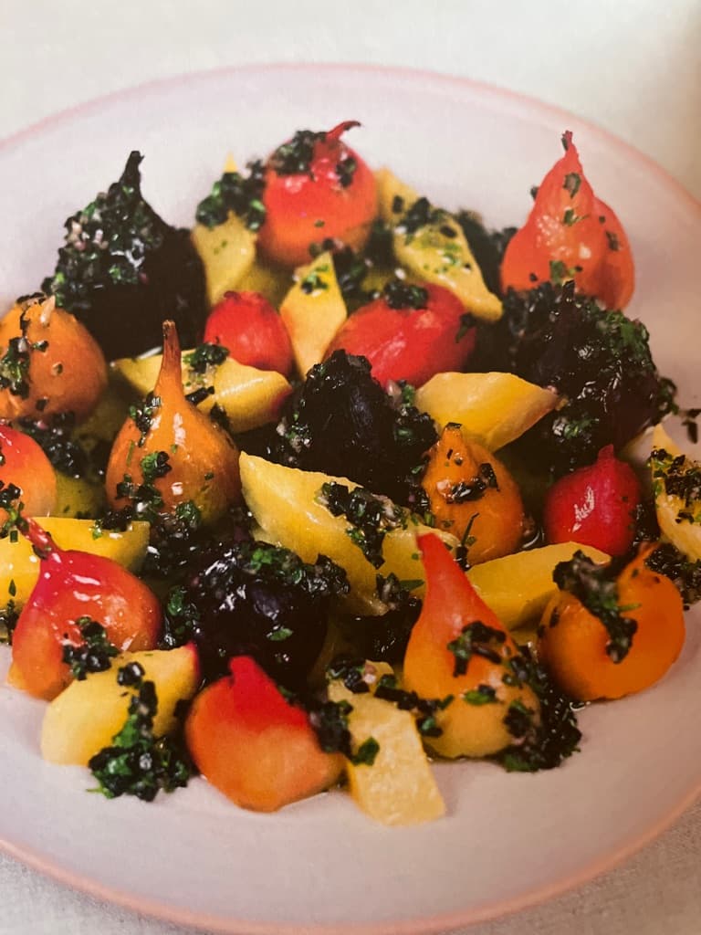 Saltbakte beter og trøffelvinaigrette