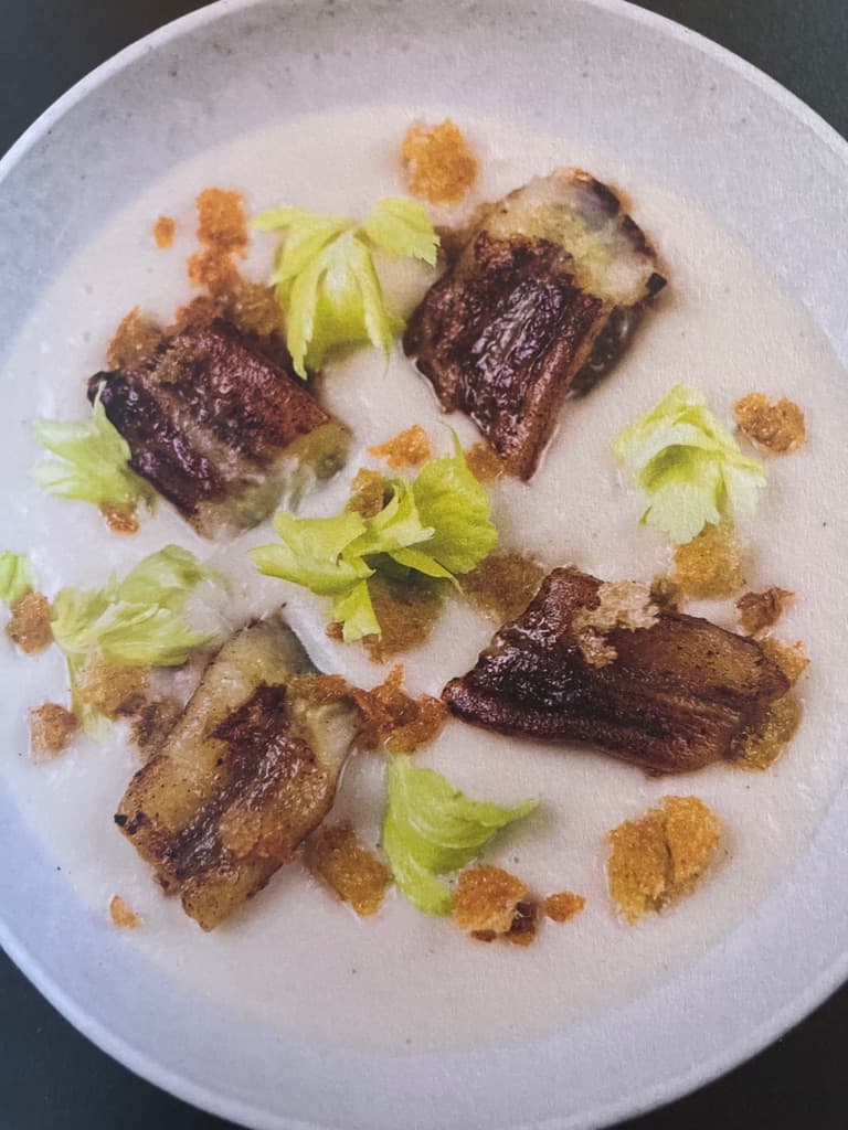 Sellerisuppe med stekt banan