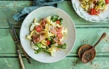 Pastasalat med spekeskinke